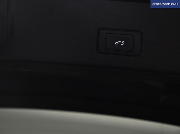 Used Audi Q4 e-tron 2021 for sale - 76236141: Photo 10