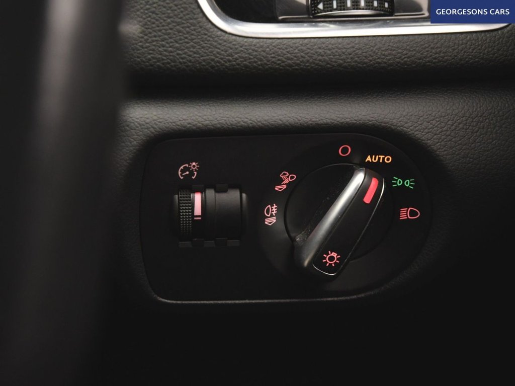 Used Audi Q3 2017 for sale - 77654703: Photo 36