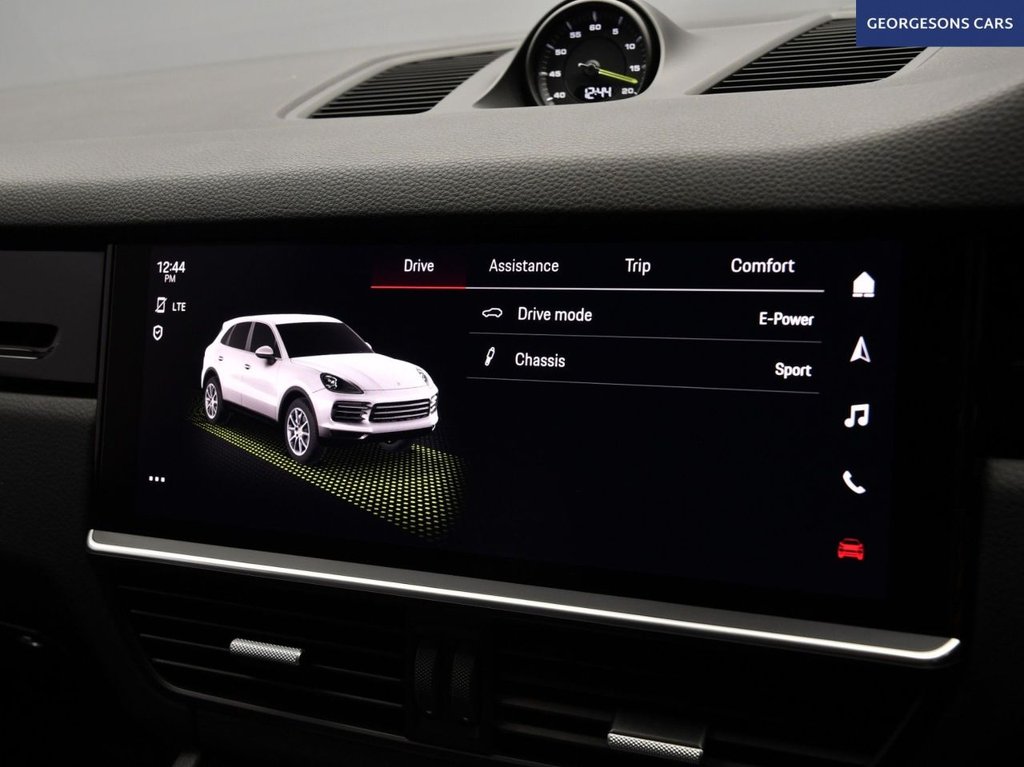 Used Porsche Cayenne 2021 for sale - 76469633: Photo 41