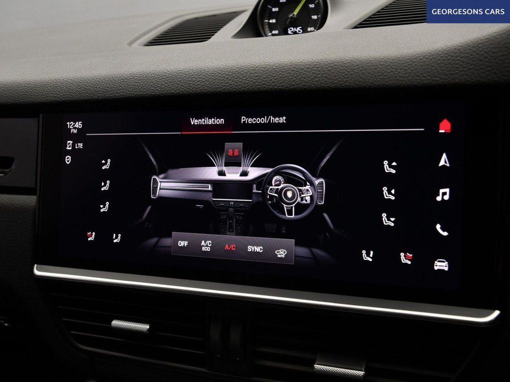 Used Porsche Cayenne 2021 for sale - 76469633: Photo 44