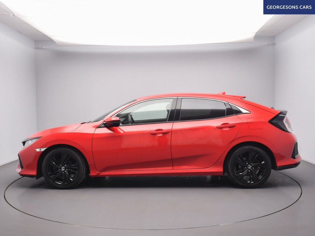 Used Honda Civic 2018 for sale - 77049032: Photo 3