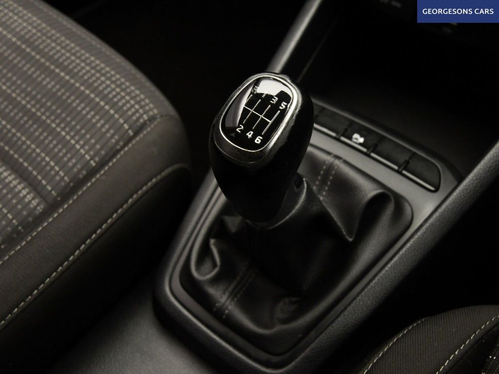 Used Kia Stonic 2021 for sale - 77249971: Photo 24