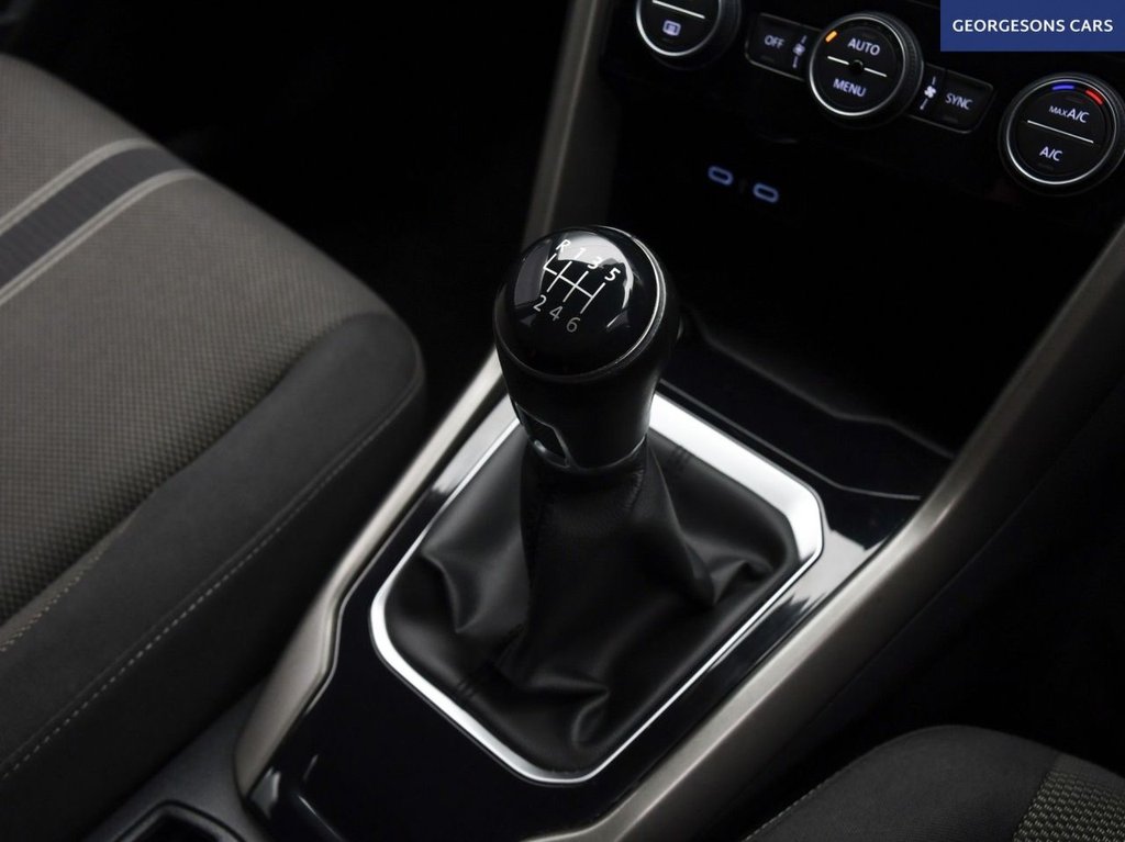 Used Volkswagen T-Roc 2020 for sale - 77089096: Photo 24