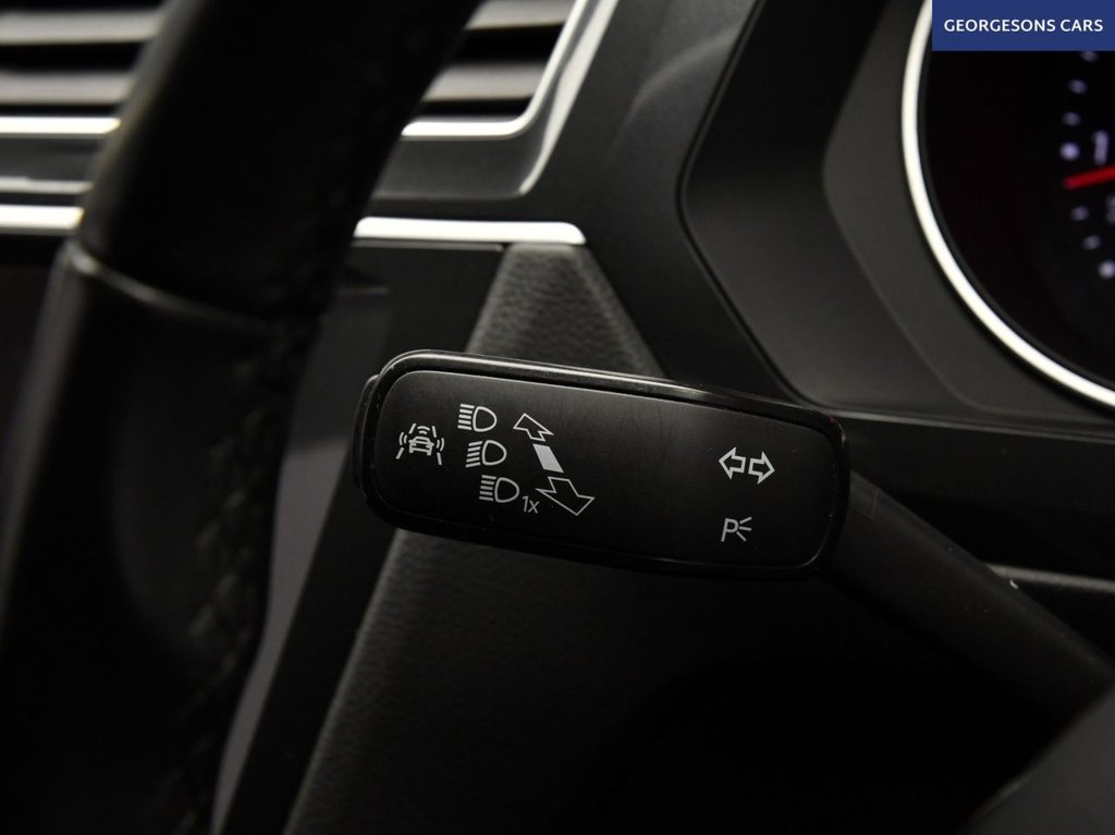 Used Volkswagen Tiguan 2018 for sale - 77121373: Photo 33