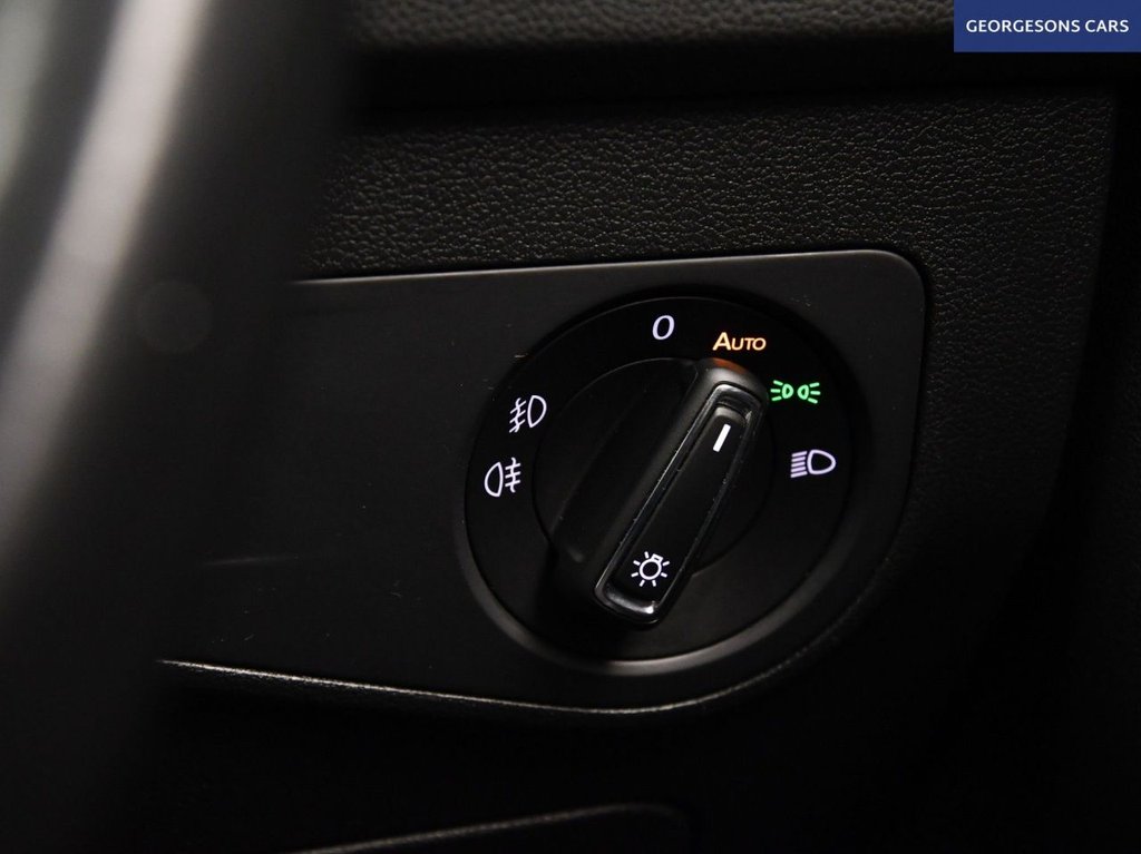 Used Volkswagen Tiguan 2018 for sale - 77121373: Photo 36