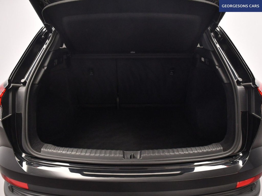 Used Audi Q4 e-tron 2021 for sale - 76617986: Photo 9