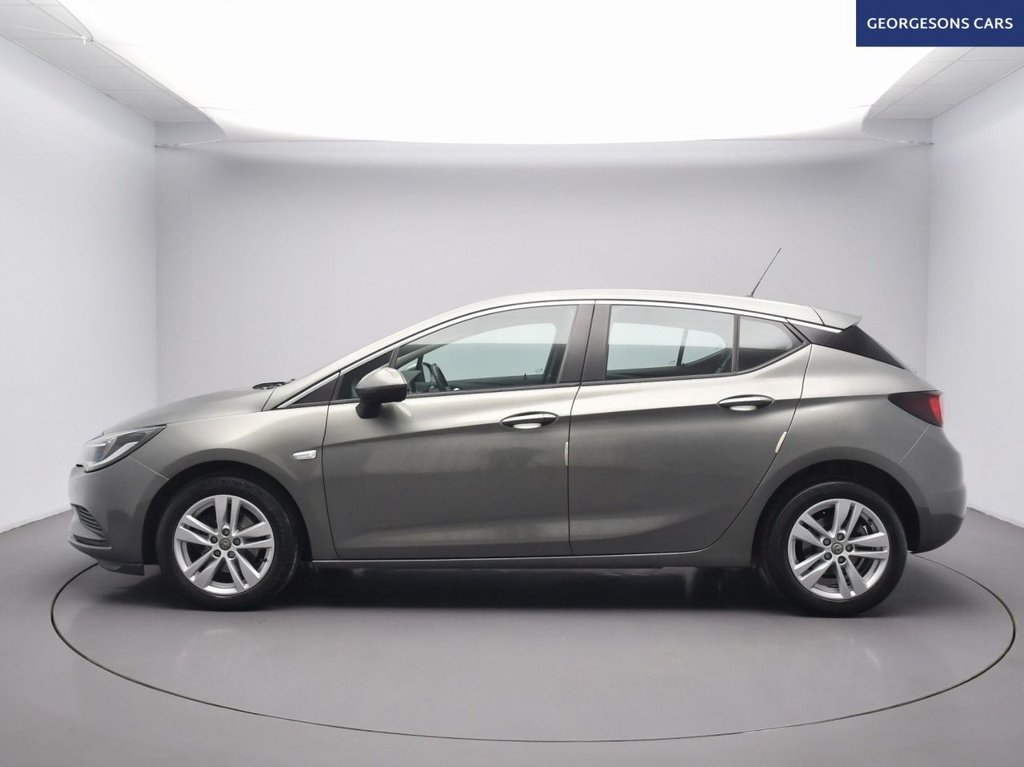 Used Vauxhall Astra 2017 for sale - 77089093: Photo 3