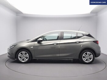 Used Vauxhall Astra 2017 for sale - 77089093: Photo