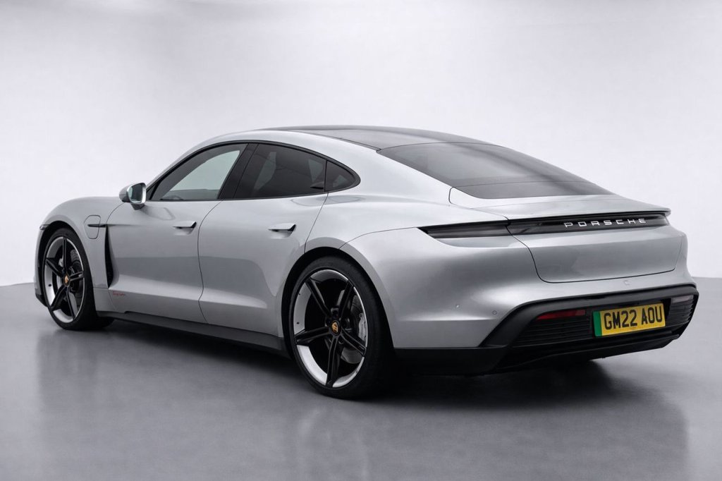 Used Porsche Taycan 2022 for sale - 78166918: Photo 2