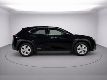 Used Lexus UX 2022 for sale - 79461842: Photo
