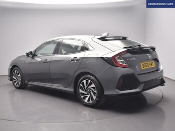 Used Honda Civic 2019 for sale - 79437946: Photo