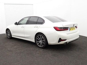 Used BMW 3 Series 2020 for sale - 76105527: Photo