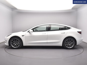 Used Tesla Model 3 2019 for sale - 79618821: Photo