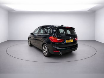 Used BMW 2 Series 2019 for sale - 77967018: Photo