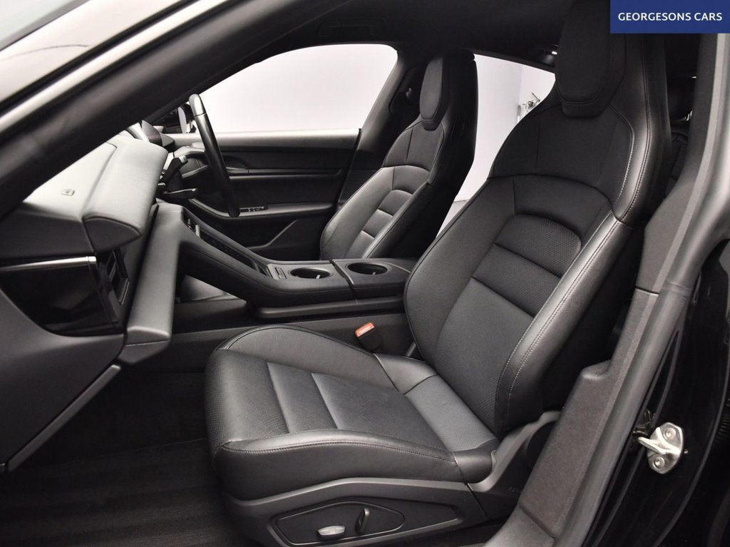 Used Porsche Taycan 2021 for sale - 77582878: Photo 36