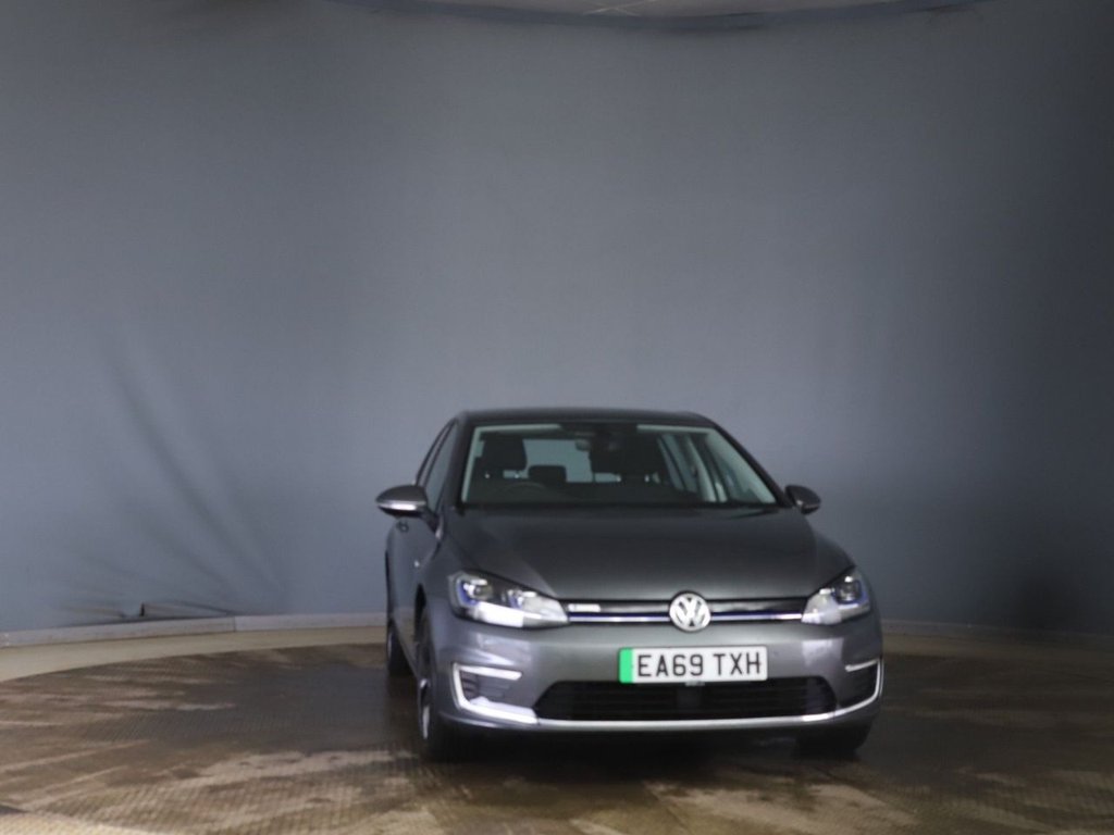 Used Volkswagen Golf 2019 for sale - 77719536: Photo 2