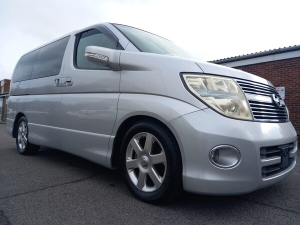 Used Nissan Elgrand 2008 for sale - 73793828: Photo 1