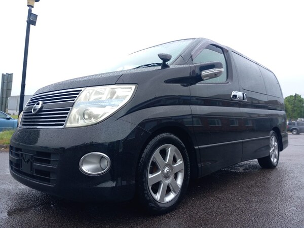 Used Nissan Elgrand 2007 for sale - 74841859: Photo 2