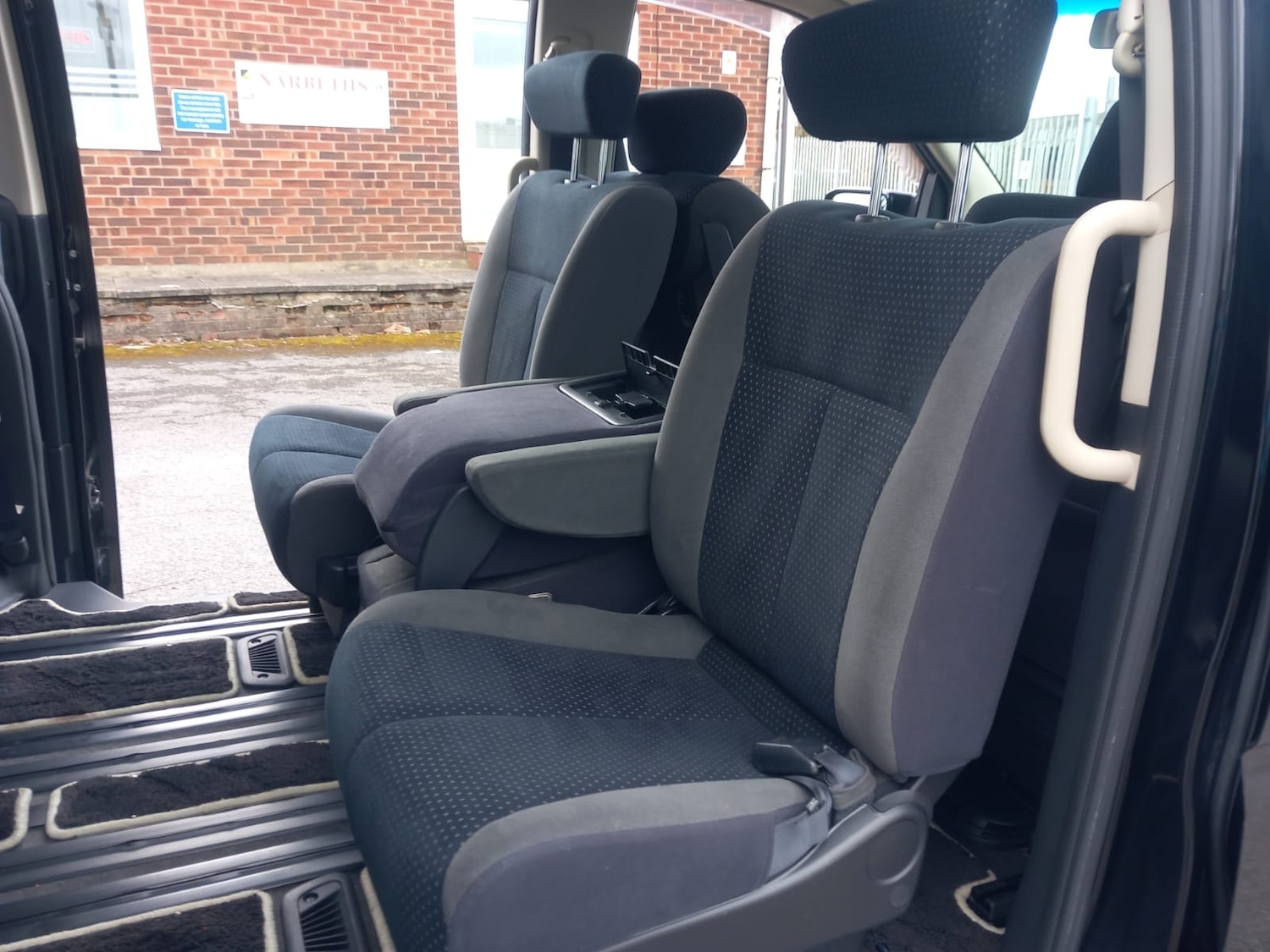 Used Nissan Elgrand 2006 for sale - 78012663: Photo 12