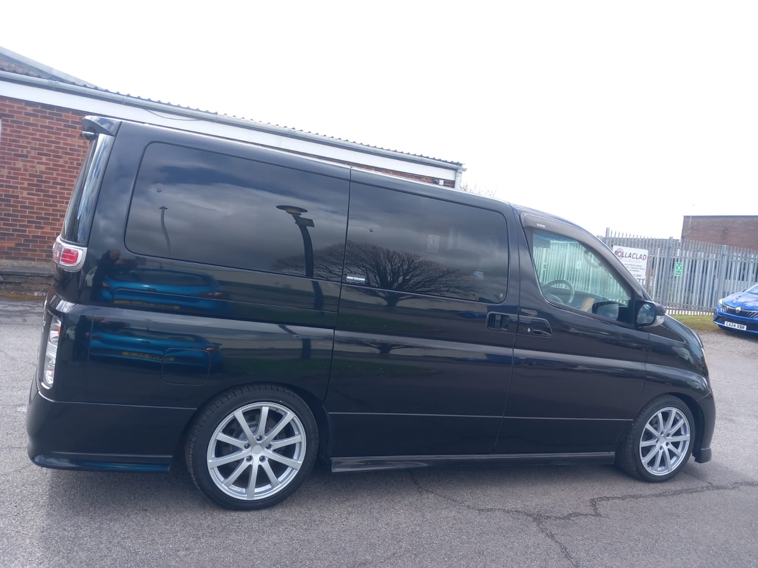 Used Nissan Elgrand 2006 for sale - 78012663: Photo 25