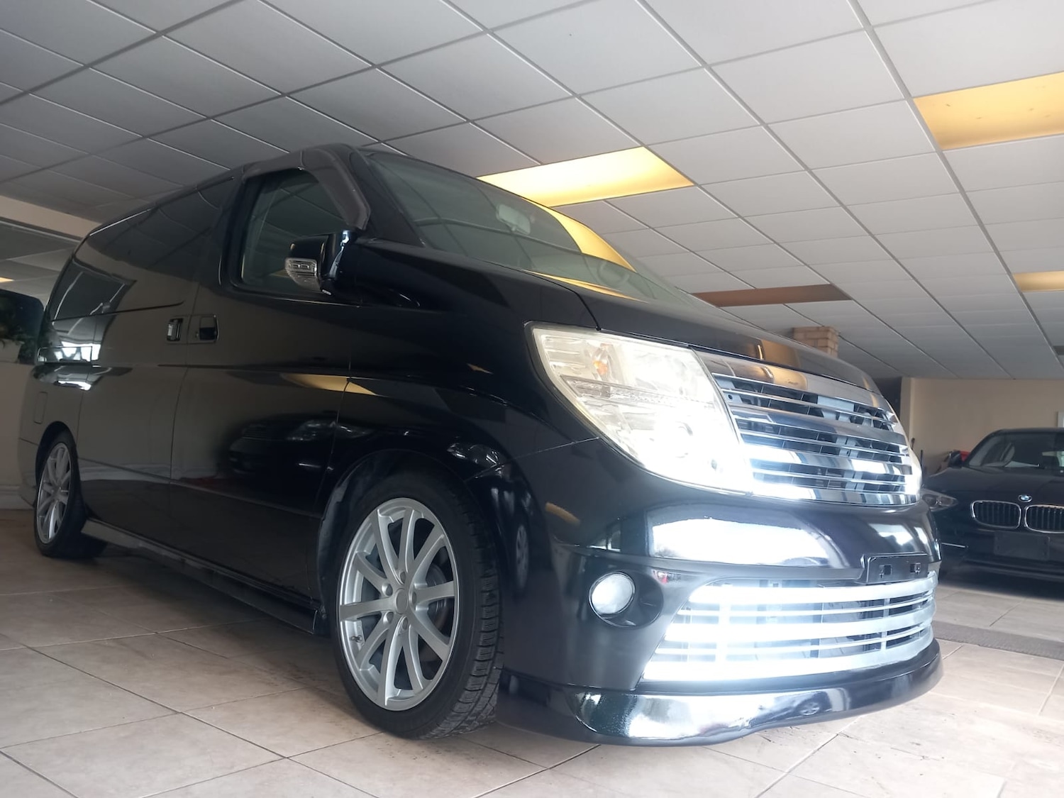 Used Nissan Elgrand 2006 for sale - 78012663: Photo 3