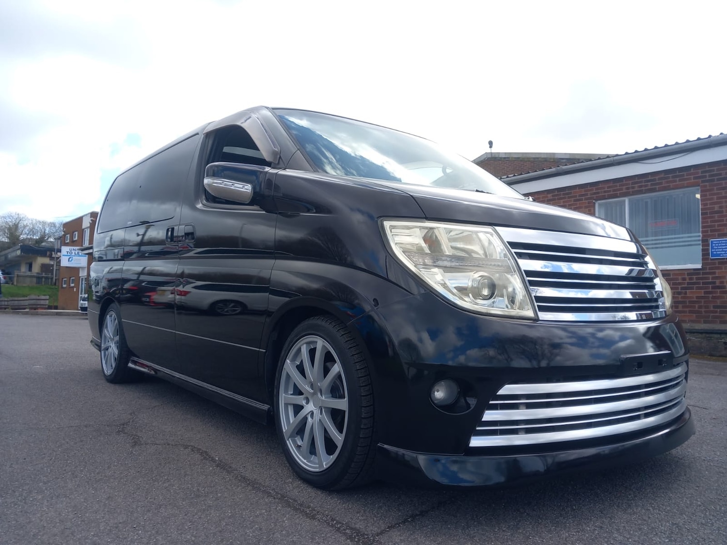 Used Nissan Elgrand 2006 for sale - 78012663: Photo 6