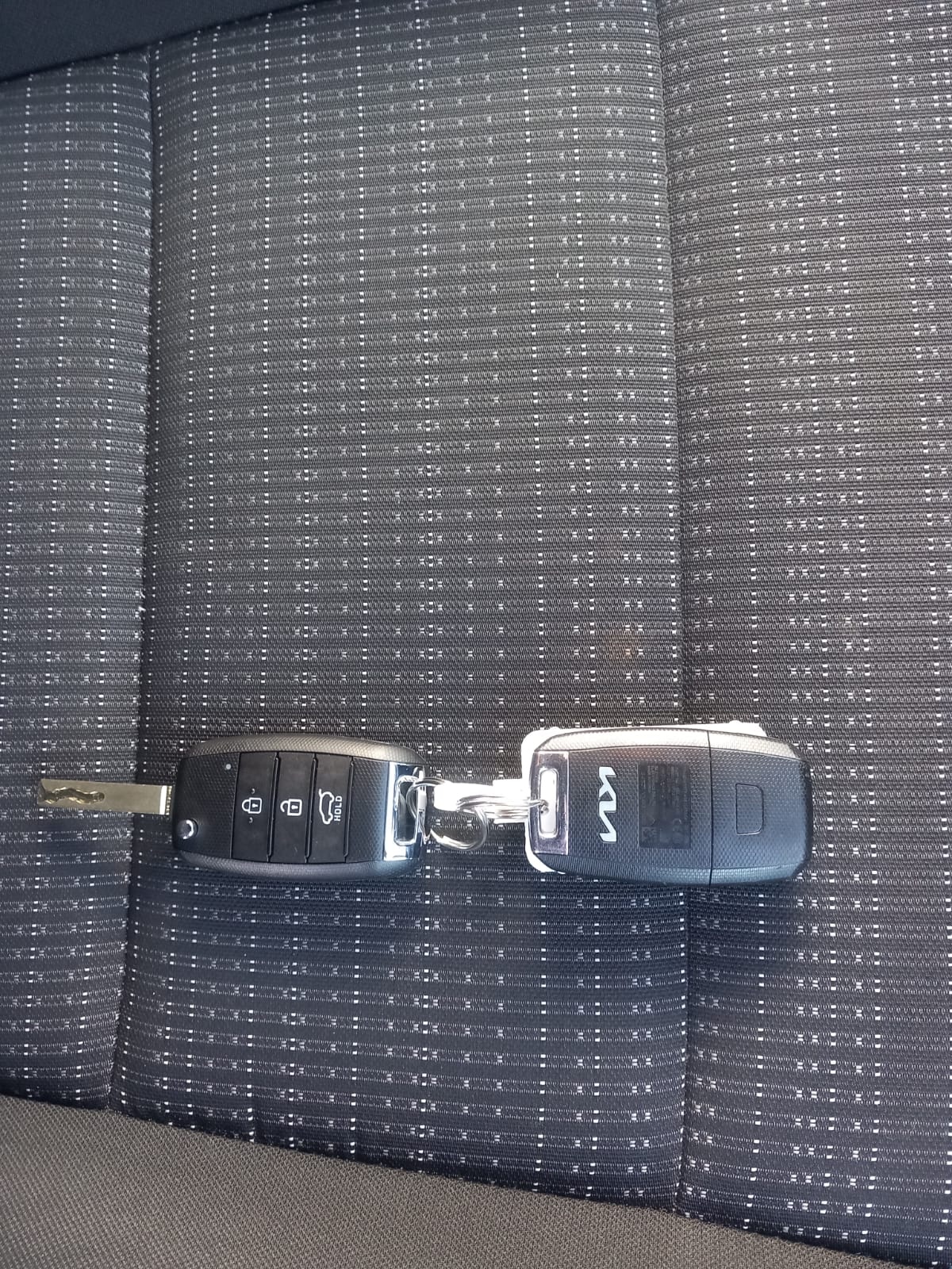 Used Kia Stonic 2022 for sale - 77223385: Photo 3