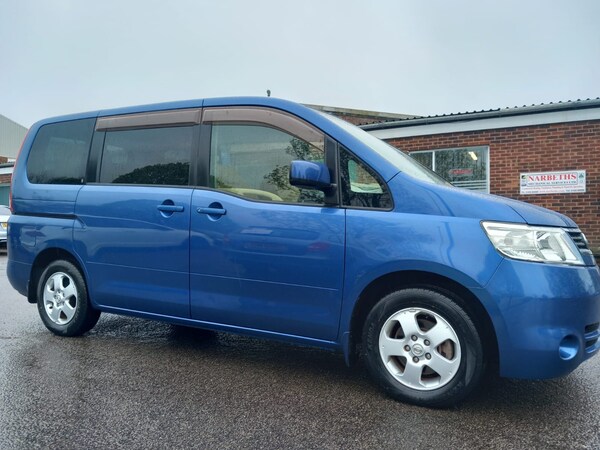 Used Nissan Serena 2006 for sale - 70963097: Photo 11