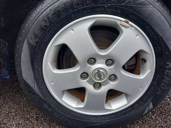 Used Nissan Serena 2006 for sale - 70963097: Photo 15