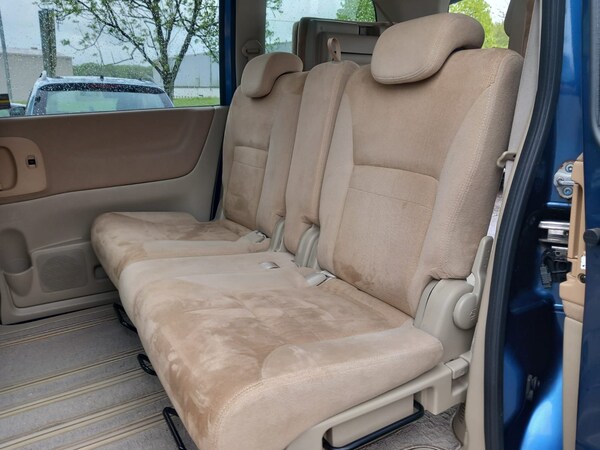 Used Nissan Serena 2006 for sale - 70963097: Photo 22