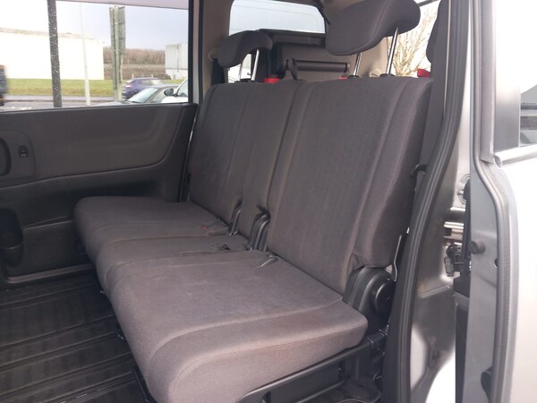 Used Nissan Serena 2007 for sale - 73240219: Photo 19