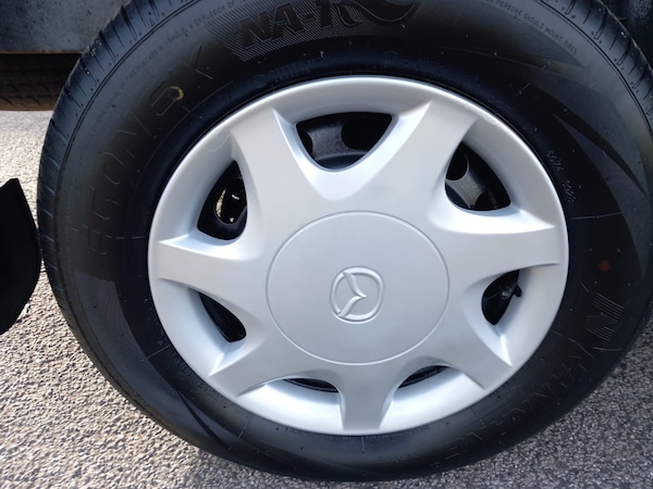 Used Mazda Bongo 2000 for sale - 73897309: Photo 15
