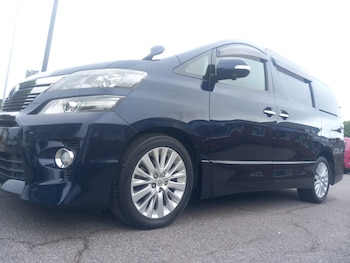 Used Toyota Vellfire 2013 for sale - 79366351: Photo