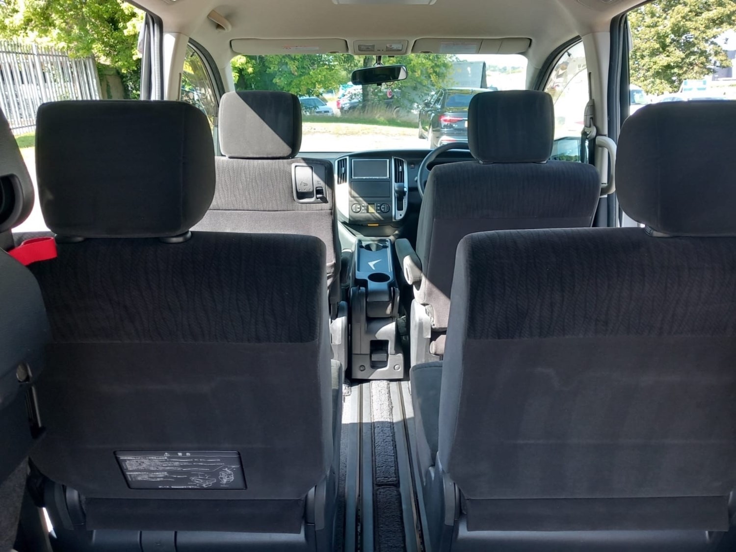 Used Nissan Serena 2008 for sale - 76309939: Photo 11