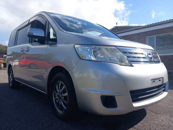 Used Nissan Serena 2010 for sale - 72391059: Photo 12