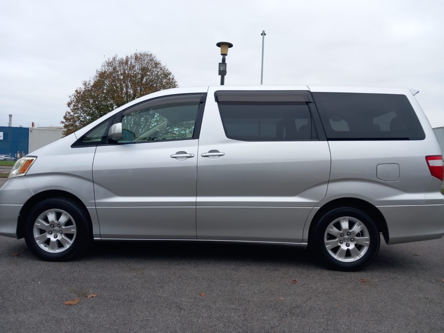 Used Toyota Alphard 2005 for sale - 76312290: Photo 20