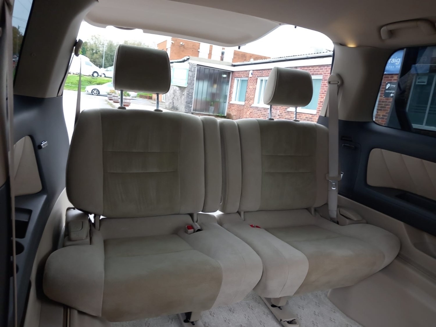 Used Toyota Alphard 2005 for sale - 76312290: Photo 8