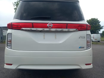 Used Nissan Elgrand 2013 for sale - 78984453: Photo