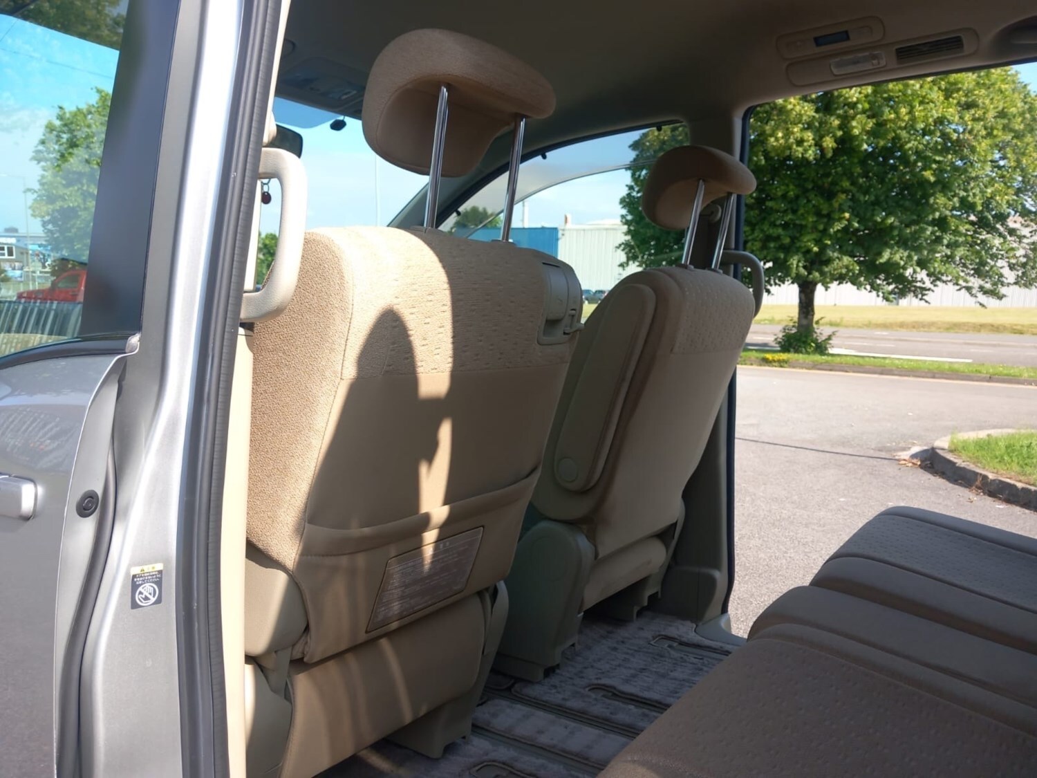 Used Nissan Serena 2006 for sale - 76316850: Photo 18