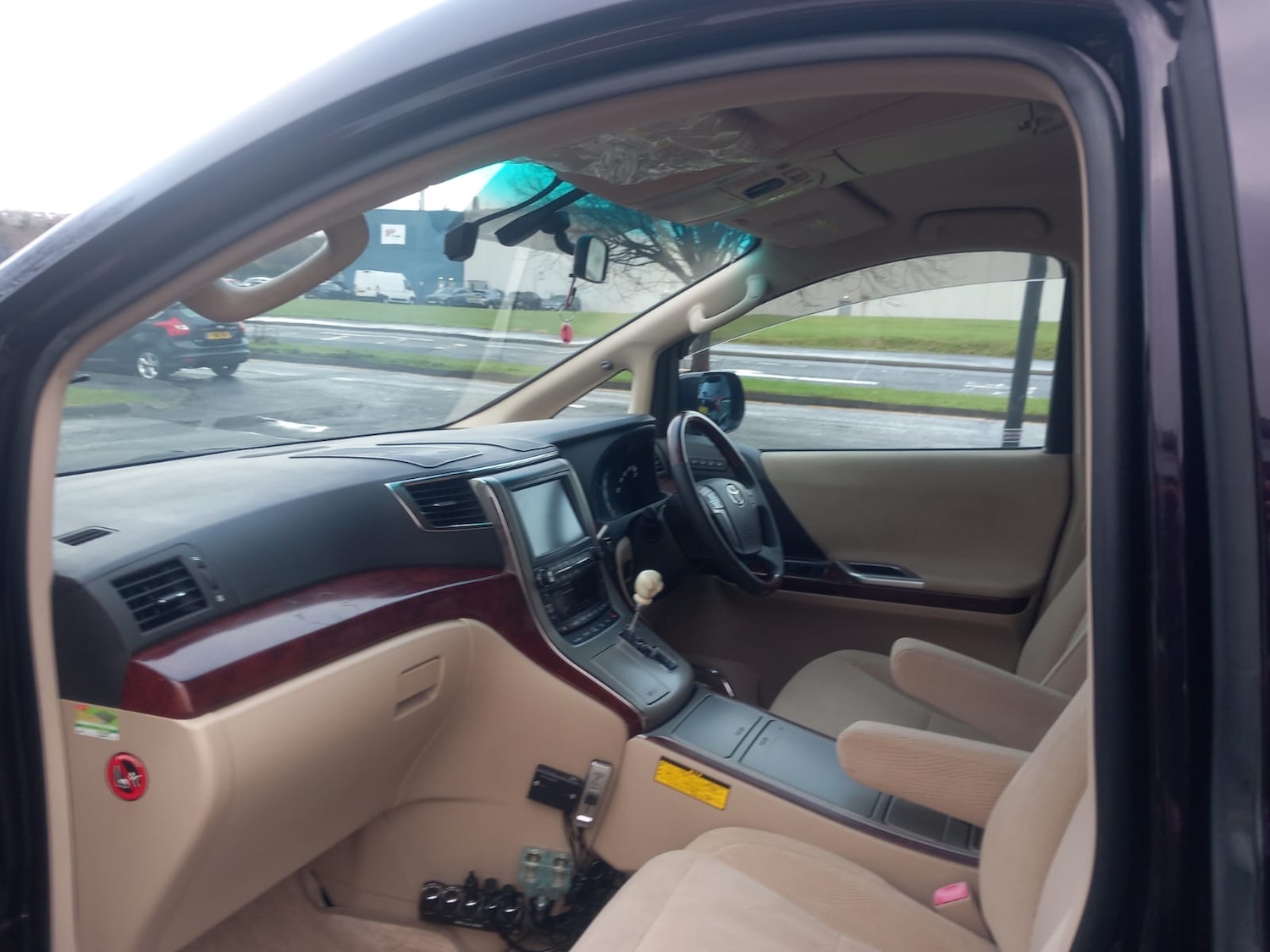 Used Toyota Vellfire 2008 for sale - 77180625: Photo 8