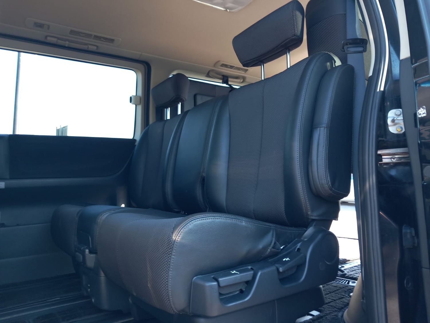 Vehicle 25