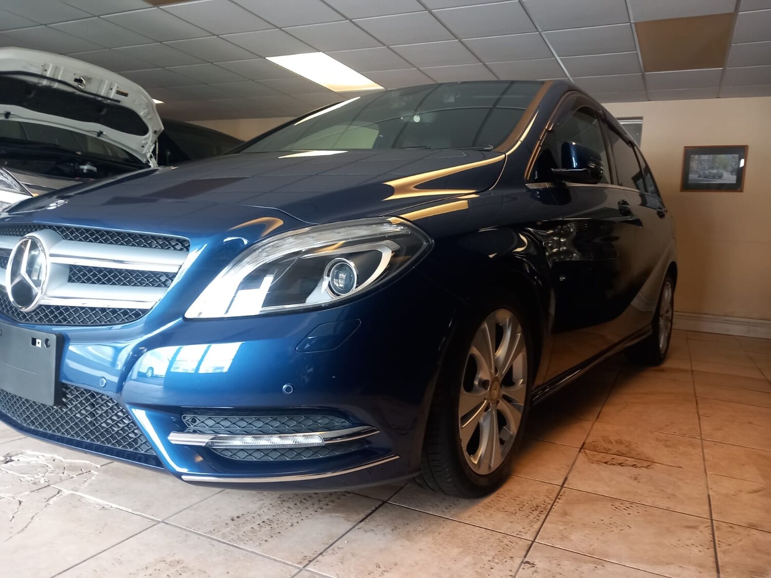 Used Mercedes-Benz B Class 2012 for sale - 76401890: Photo 3