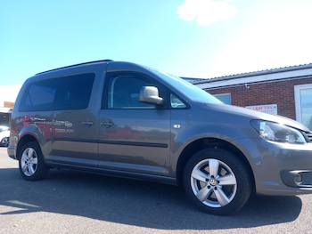 Used Volkswagen Caddy Maxi Life 2015 for sale - 79537998: Photo