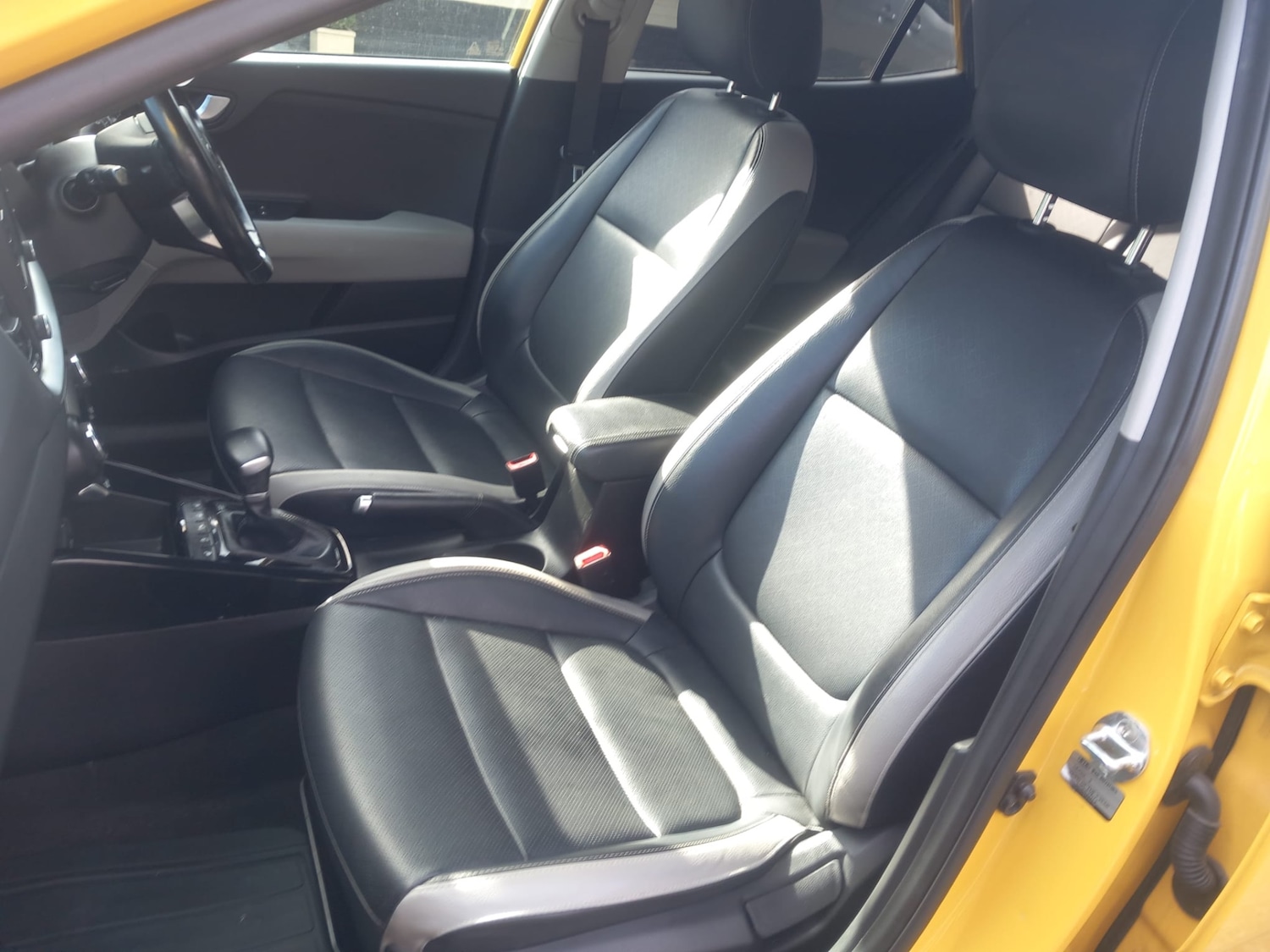 Used Kia Stonic 2020 for sale - 77662164: Photo 8