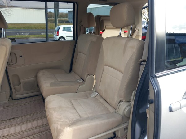 Used Nissan Serena 2009 for sale - 73948501: Photo 18