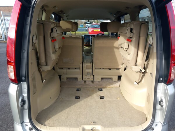 Used Nissan Serena 2009 for sale - 73948501: Photo 27