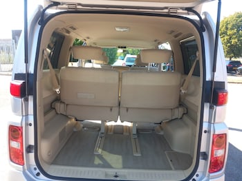 Used Nissan Elgrand 2008 for sale - 79491024: Photo