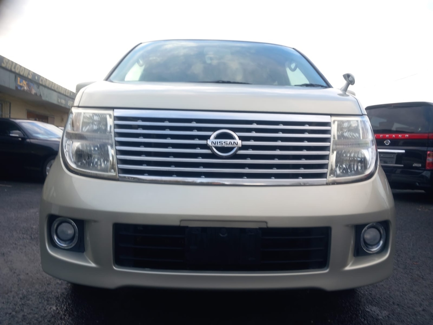 Used Nissan Elgrand 2025 for sale - 76696640: Photo 2