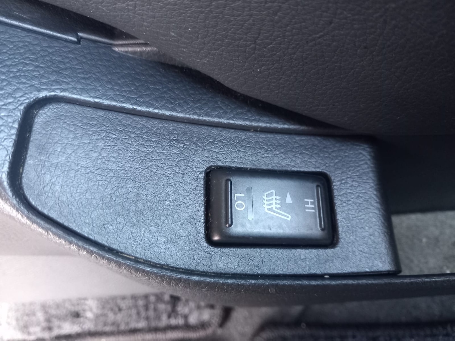 Used Nissan Elgrand 2010 for sale - 76904721: Photo 9