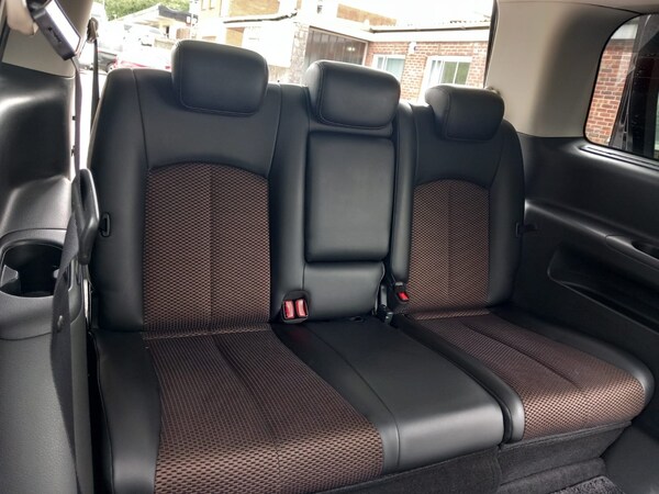 Used Nissan Elgrand 2010 for sale - 71054639: Photo 18